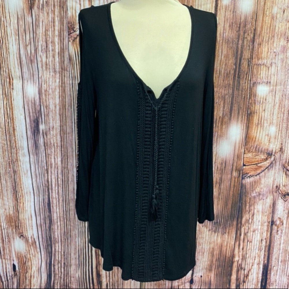 Hannah Cold-Shoulder Peasant Top‎